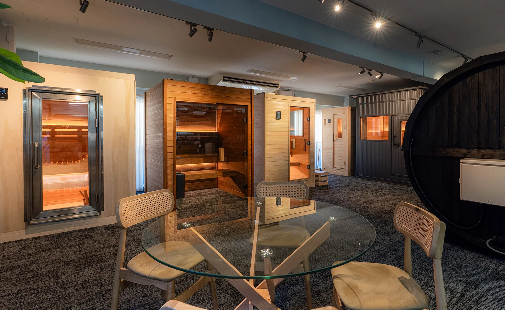 Showroom 1